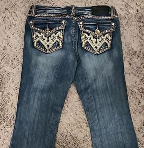 Grace in LA Capri pants